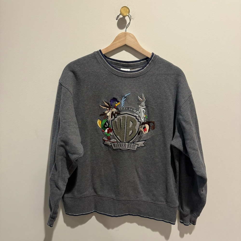 Vintage Warner Bros Looney Tunes Crewneck Gray Sweatshirt size medium
